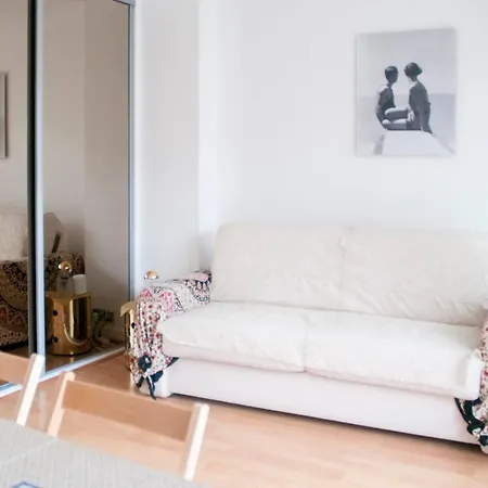 Nice Studio With Balcon Near The Bois De Boulogne *